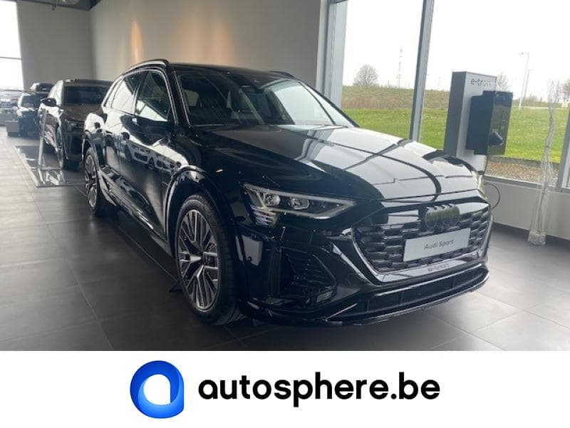 Audi Q8 55 e-tron - 4