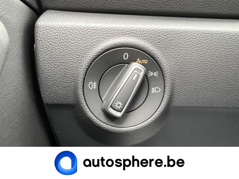 Volkswagen T-Roc CruiseAdaptatif-SiegesChauffants-Caméra-+++ - 29