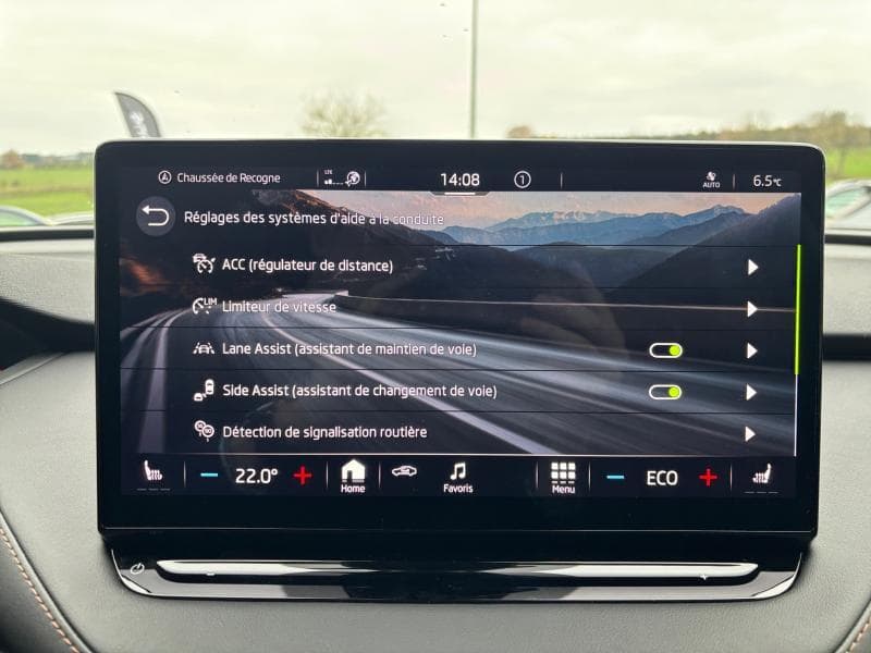 Skoda Enyaq | 82 Kwh - 204 cv | Camera | Cuir | Attache | 100% déductible - 28