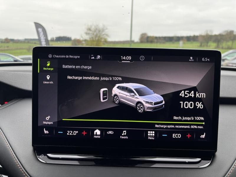 Skoda Enyaq | 82 Kwh - 204 cv | Camera | Cuir | Attache | 100% déductible - 23