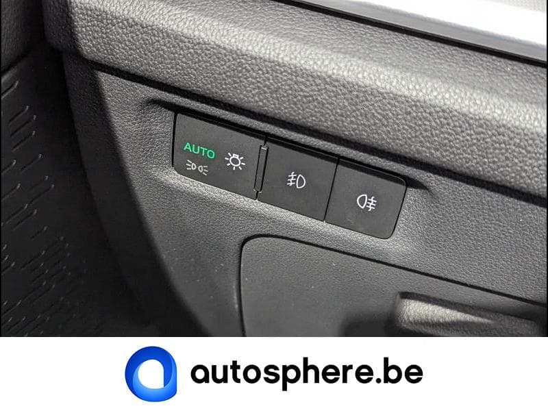 Skoda Octavia IV Ambition - 25