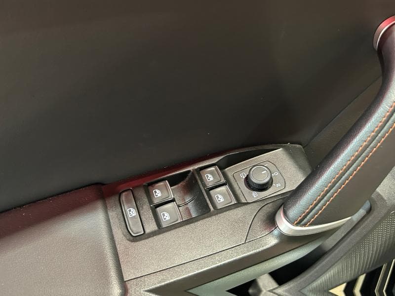 Seat Leon FR | 2.0 TDI 150Cv | Carplay | Virtual Cockpit |  | GPS | Sièges AV chauffants - 28