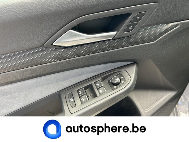 Volkswagen Golf VIII R-Line - 16