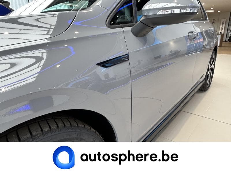 Volkswagen Golf VIII R-Line - 7