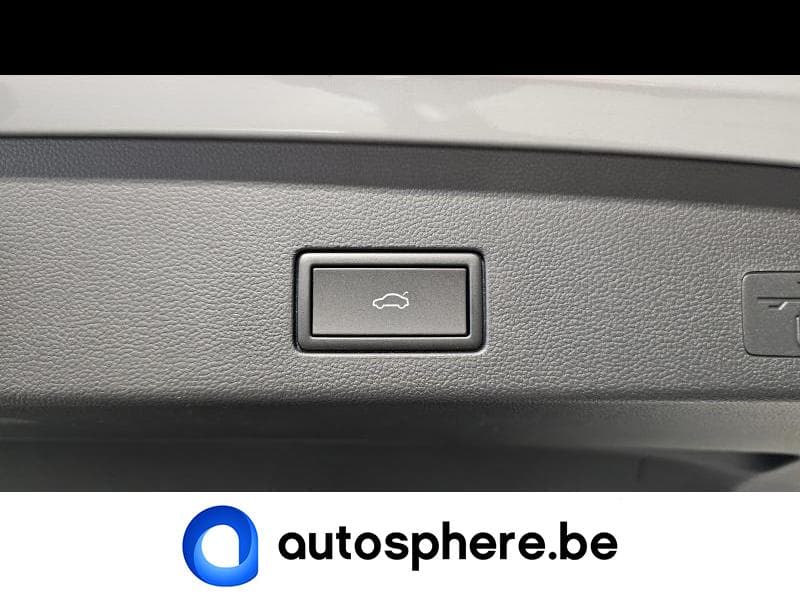 Volkswagen Golf Variant R-Line Business Premium - 8
