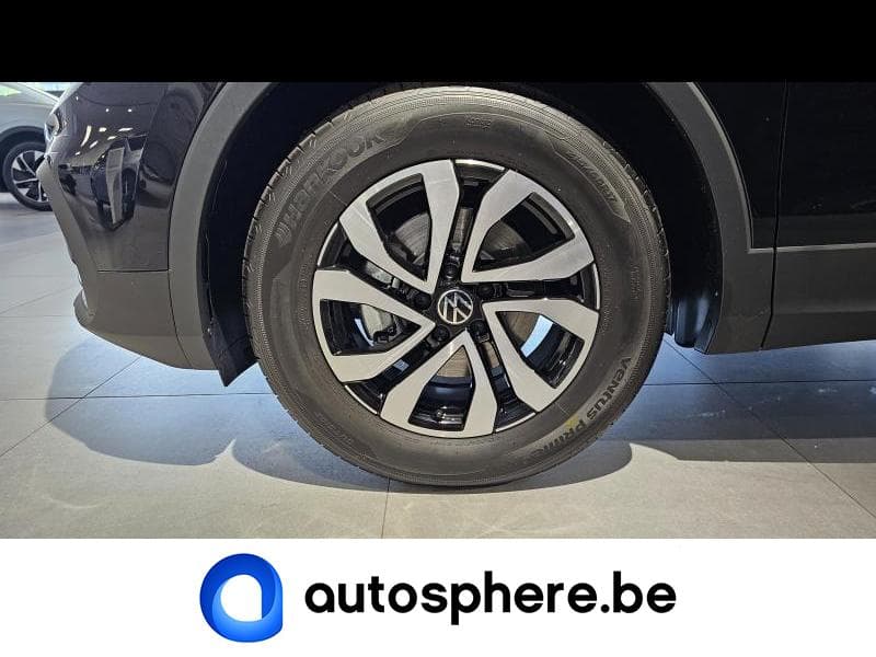 Volkswagen Tiguan Active - 9
