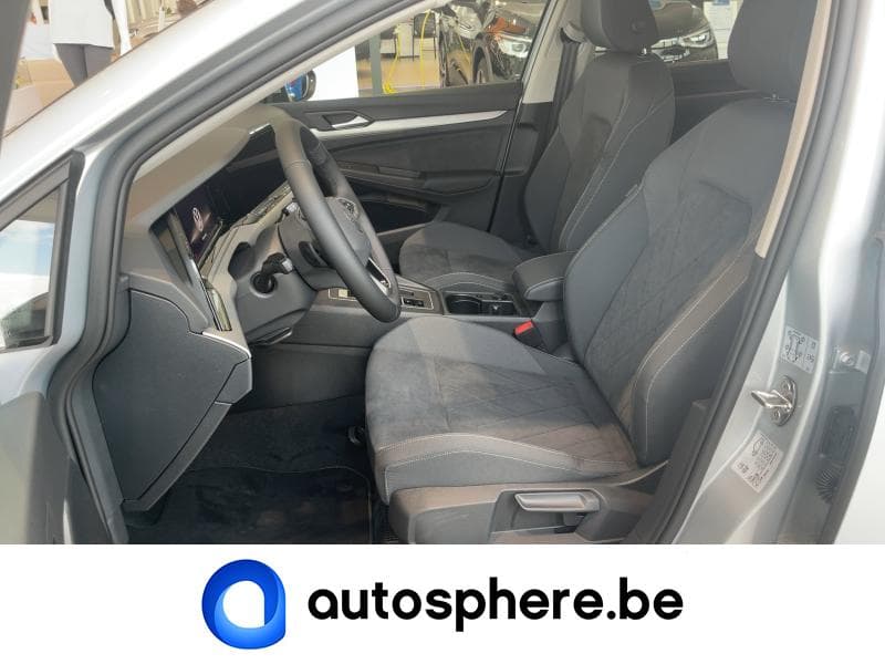 Volkswagen Golf Life Business Premium - 18