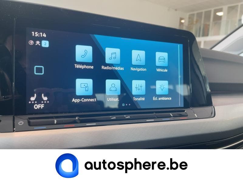 Volkswagen Golf Life Business Premium - 28