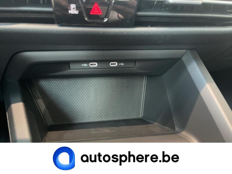 Volkswagen Golf Life Business Premium - 30