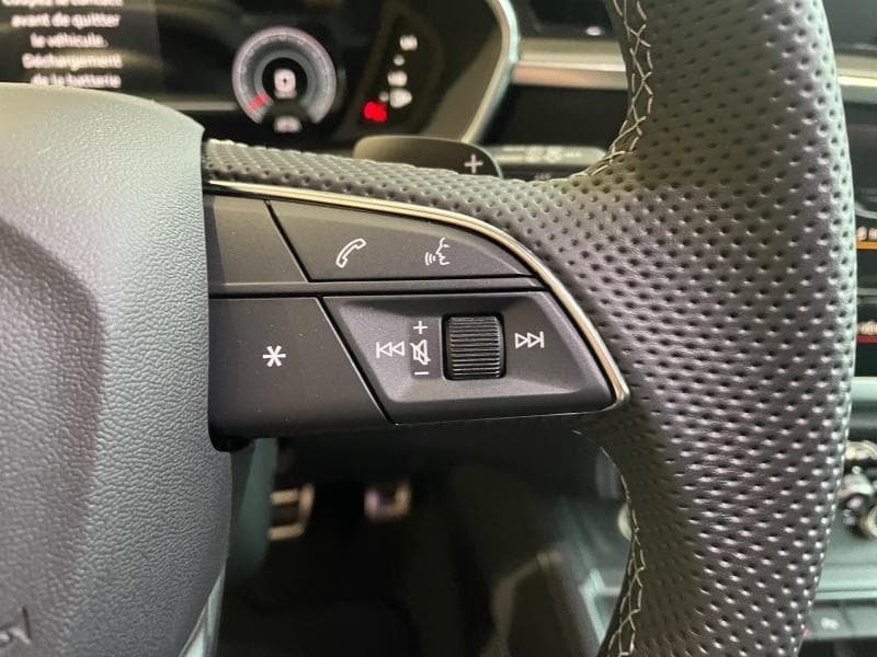 Audi Q3 Sportback S line, caméra, Led multicouleur - 13