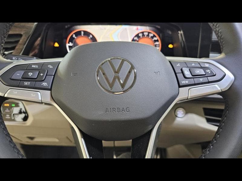 Volkswagen T7 Multivan T7  Style double cab - 21
