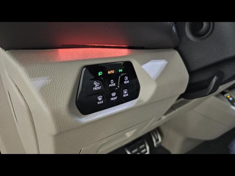 Volkswagen T7 Multivan T7  Style double cab - 19