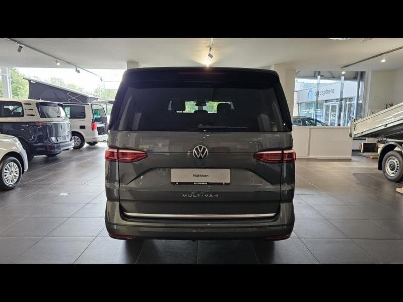Volkswagen T7 Multivan T7  Style double cab - 9