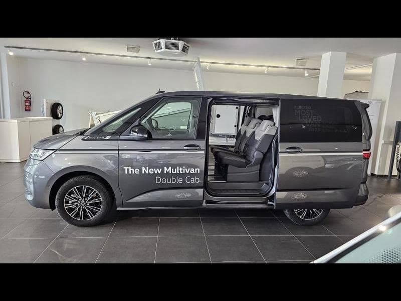 Volkswagen T7 Multivan T7  Style double cab - 11