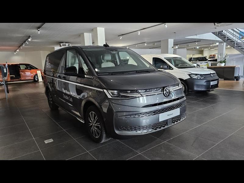 Volkswagen T7 Multivan T7  Style double cab - 6