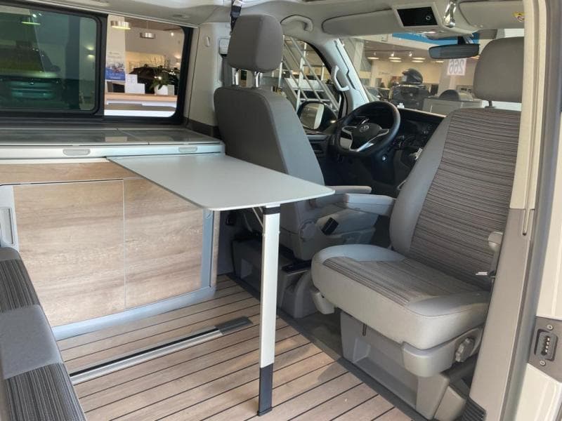 Volkswagen T6.1 California Chauffage Stationnaire*Attelage*Cruise*Camera Ar - 3