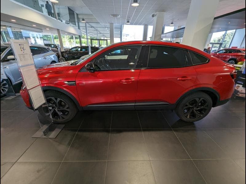 Renault Arkana E-Tech Engineered - 3
