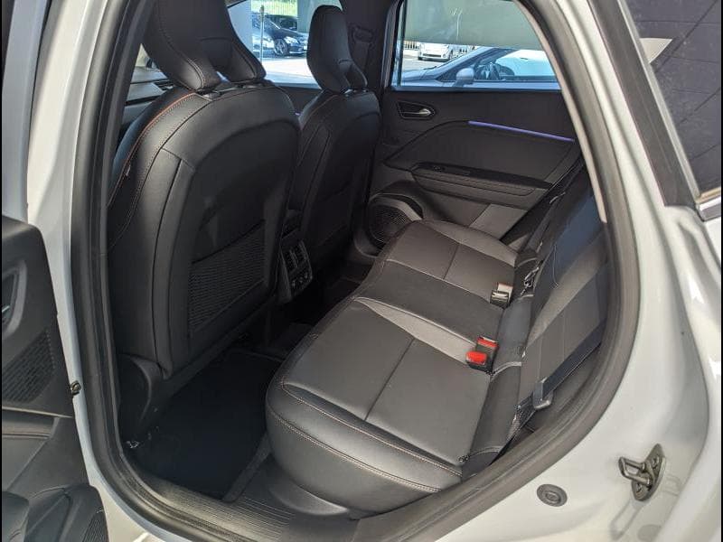 Renault Captur II Iconic tce 140 edc STOCK - 12