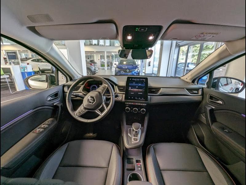 Renault Captur II Iconic tce 140 edc STOCK - 13