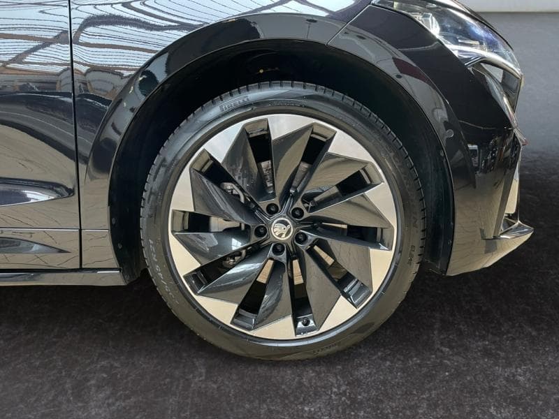 Skoda Enyaq Sportline - 82kWh 204cv - Toit pano/Cam 360°/ACC - 51