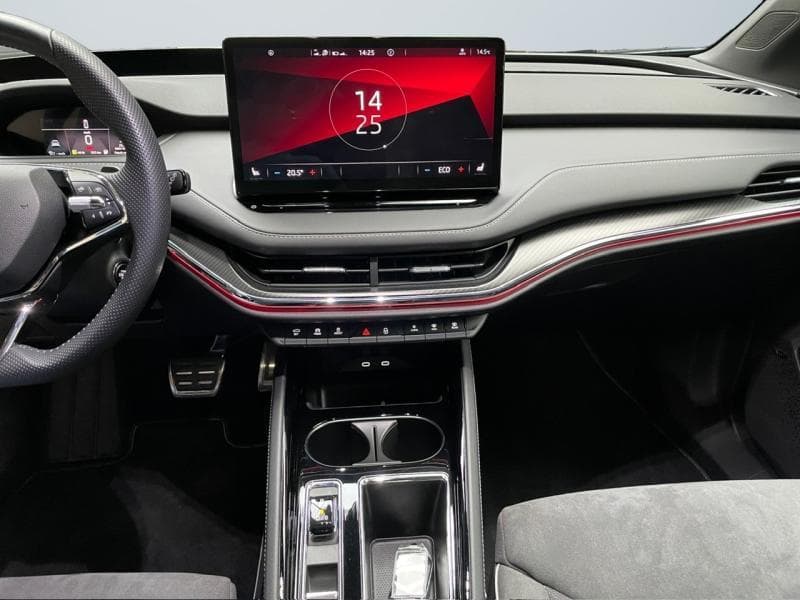 Skoda Enyaq Sportline - 82kWh 204cv - Toit pano/Cam 360°/ACC - 24
