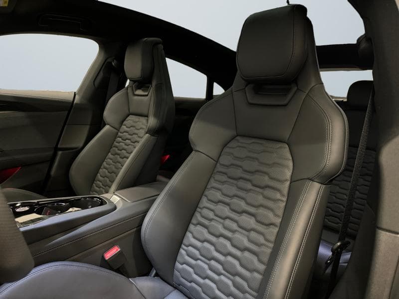 Audi e-tron GT disponbile de suite - 7