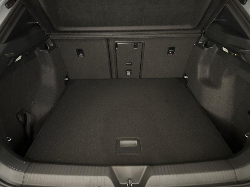 Volkswagen ID.4 Pro 4 Motion Business Premium- Attelage - - 29