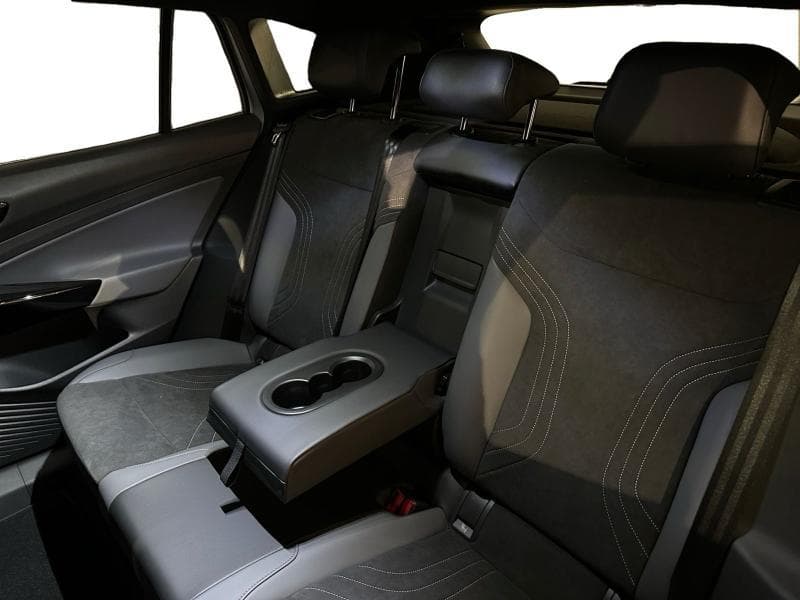 Volkswagen ID.4 Pro 4 Motion Business Premium- Attelage - - 10