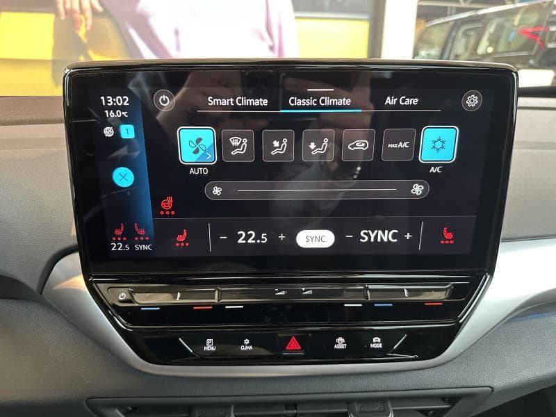 Volkswagen ID.4 NAVI*APP-CONNECT*CAMERA RECUL*SIEGES VOLA CHAUFF++ - 18