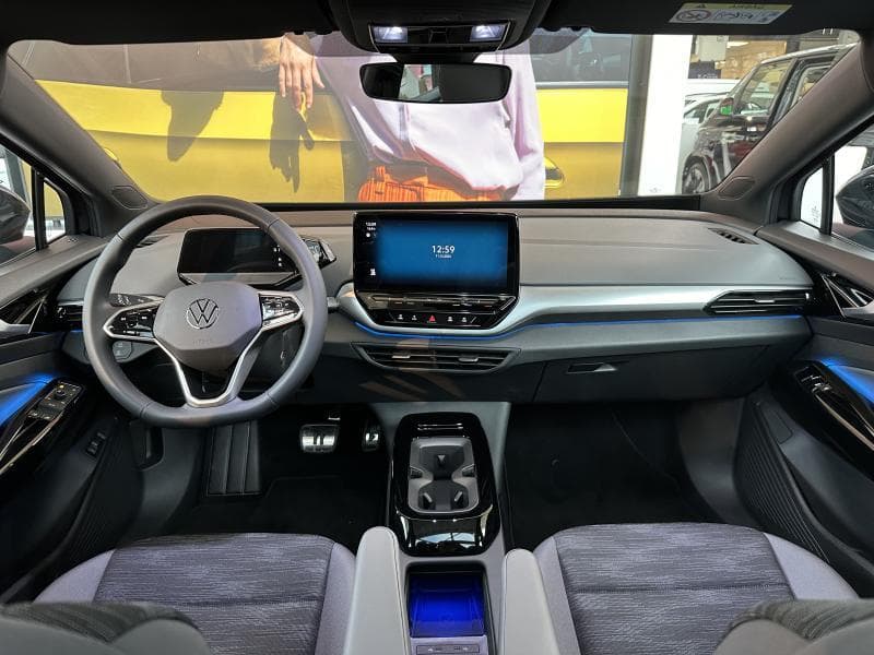 Volkswagen ID.4 NAVI*APP-CONNECT*CAMERA RECUL*SIEGES VOLA CHAUFF++ - 9