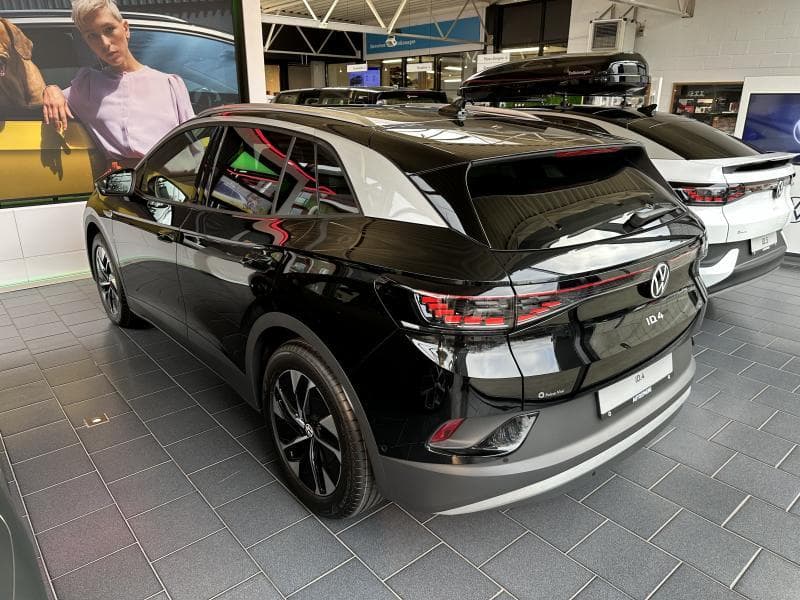 Volkswagen ID.4 NAVI*APP-CONNECT*CAMERA RECUL*SIEGES VOLA CHAUFF++ - 4