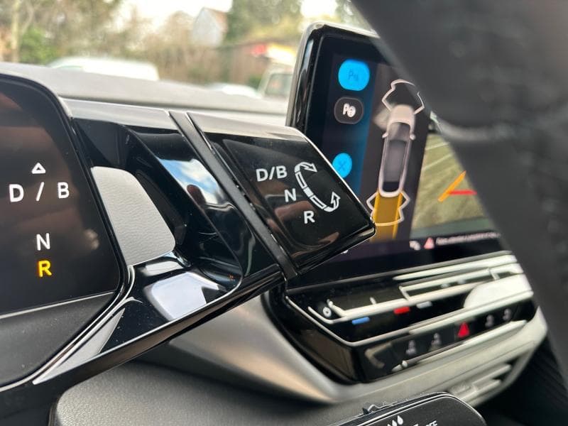 Volkswagen ID.5 NAVI*APP-CONNECT*CAM RECUL*SIEGES CHAUFF*ATT REM+ - 13