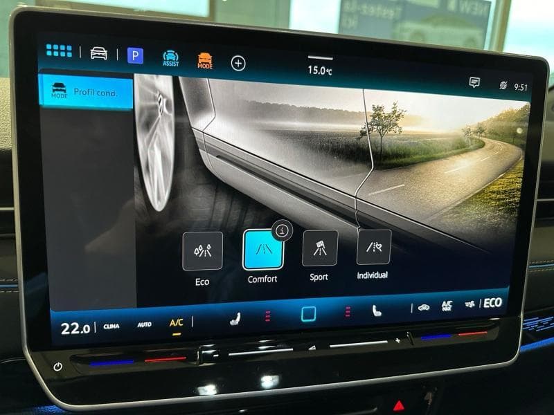 Volkswagen ID.7 PRO Business * Pompe à Chaleur * Attelage - 19