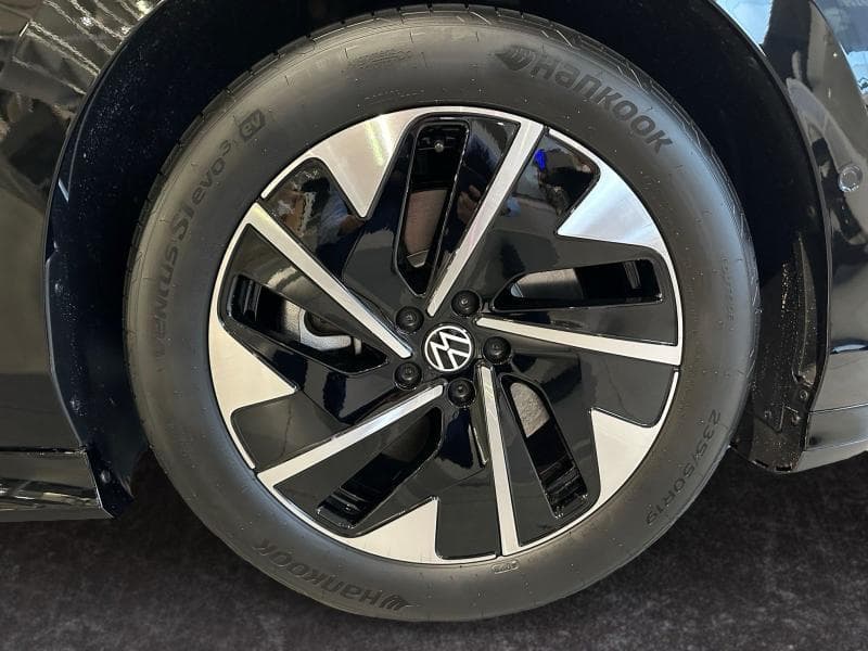 Volkswagen ID.7 PRO Business * Pompe à Chaleur * Attelage - 13