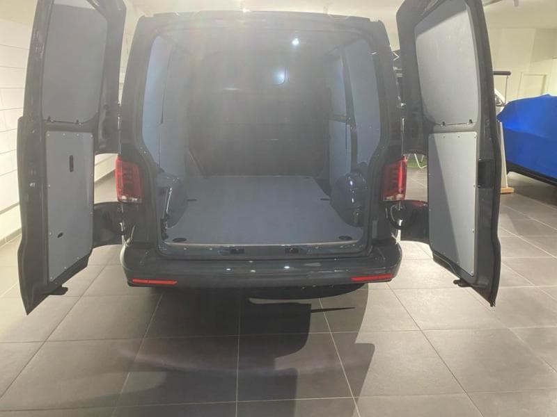 Volkswagen Transporter T6.1 Fourgon EDITION dispo Fin Mars 2024 - 8
