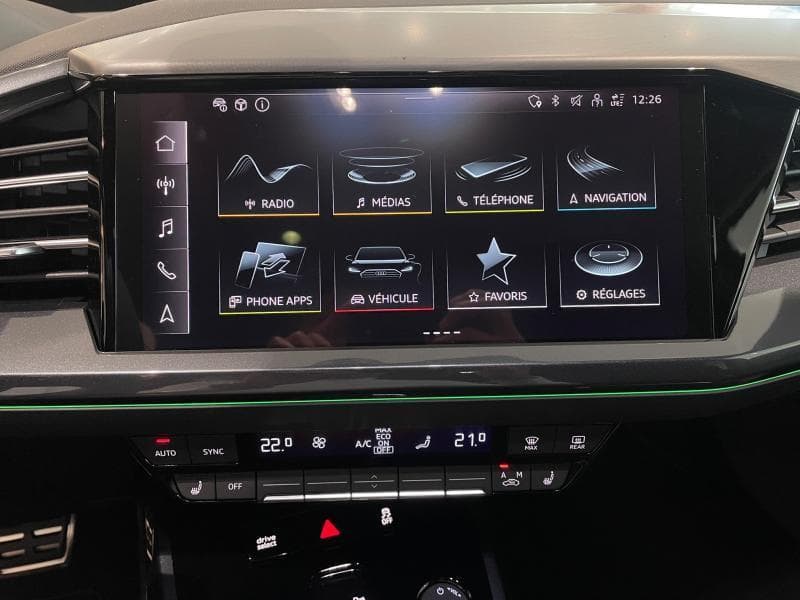Audi Q4 E-tron, caméra 360,S-line  int et ext - 17